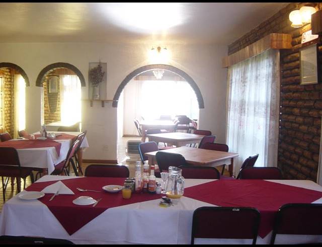 5 BEDROOM HOUSE FOR SALE IN DERSLEY